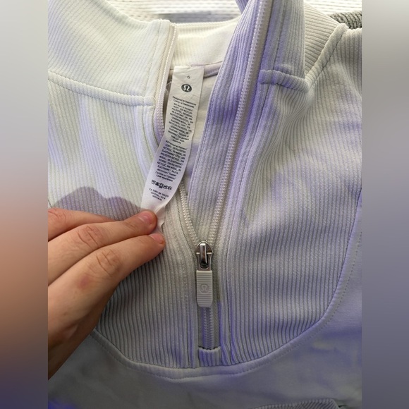 Lululemon pullover - Picture 2 of 4